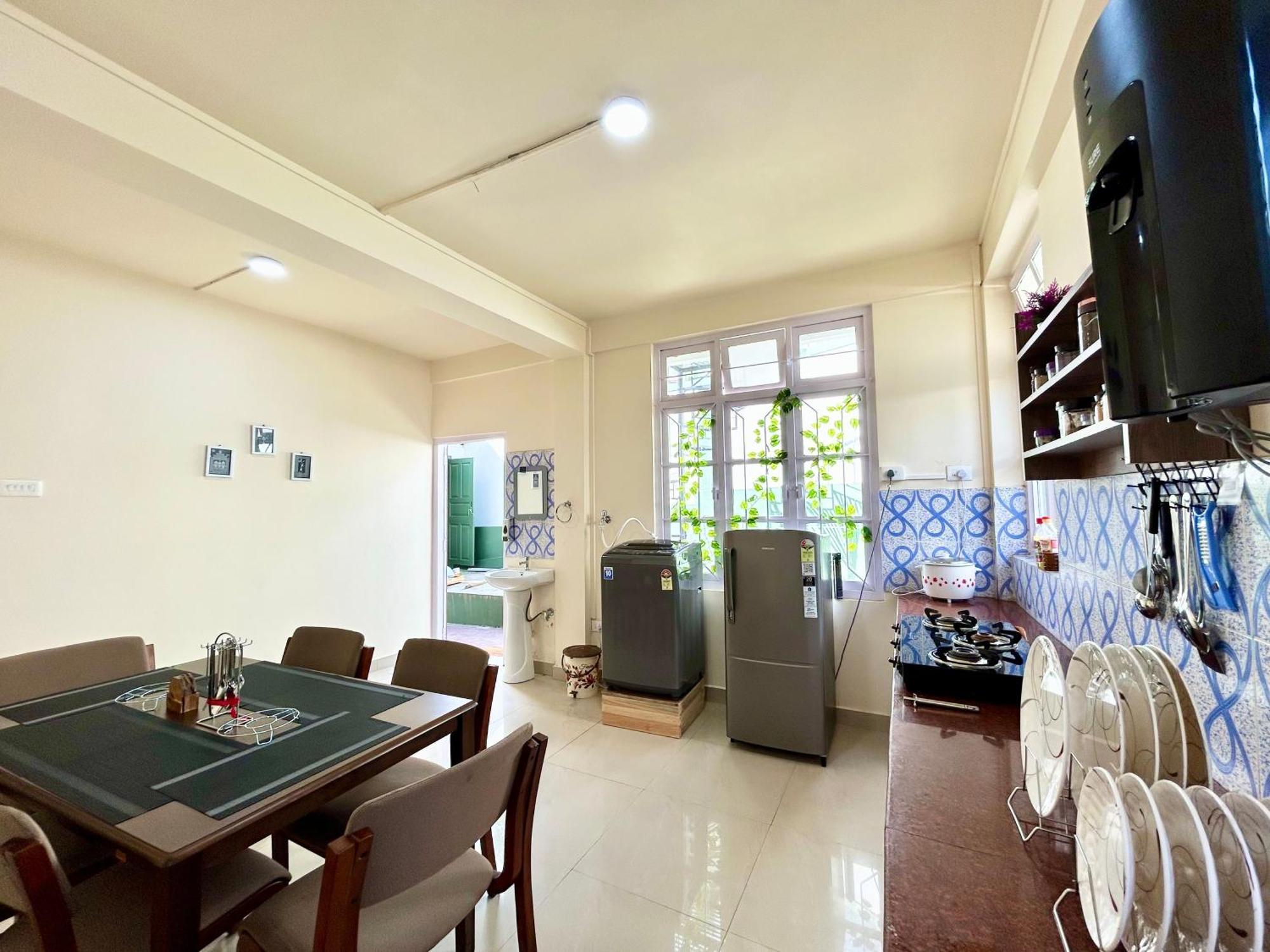 שילונג Yepplo Holiday Home - Complimentary Breakfast - 24 Hrs Caretaker & Power Backup מראה חיצוני תמונה